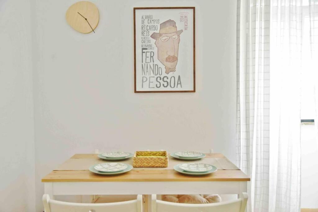 Two Bedroom Cozy Flat By River In Quiet Art Zone Lissabon Exterior foto